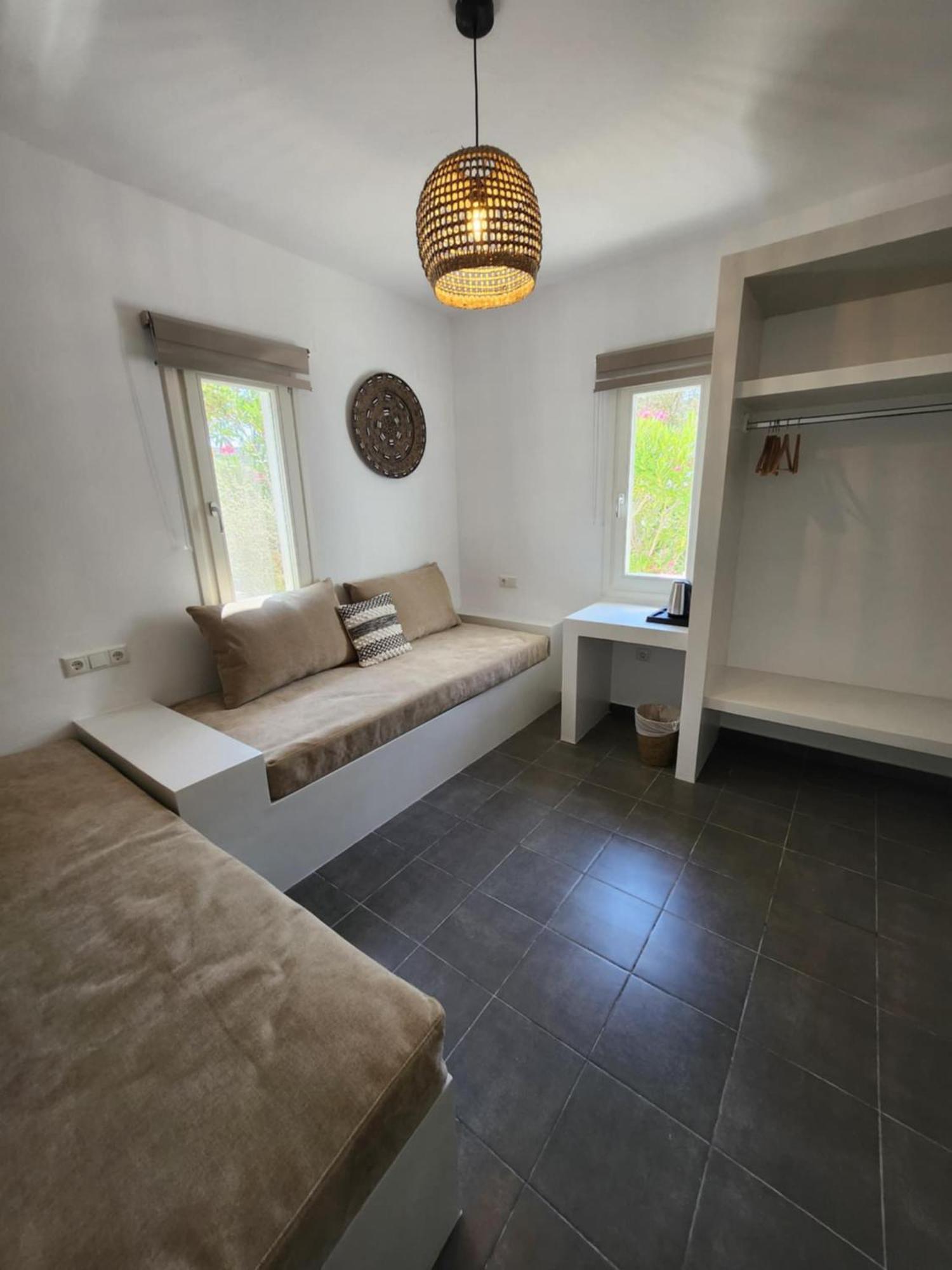 Villa Irini Platis Gialos  Buitenkant foto