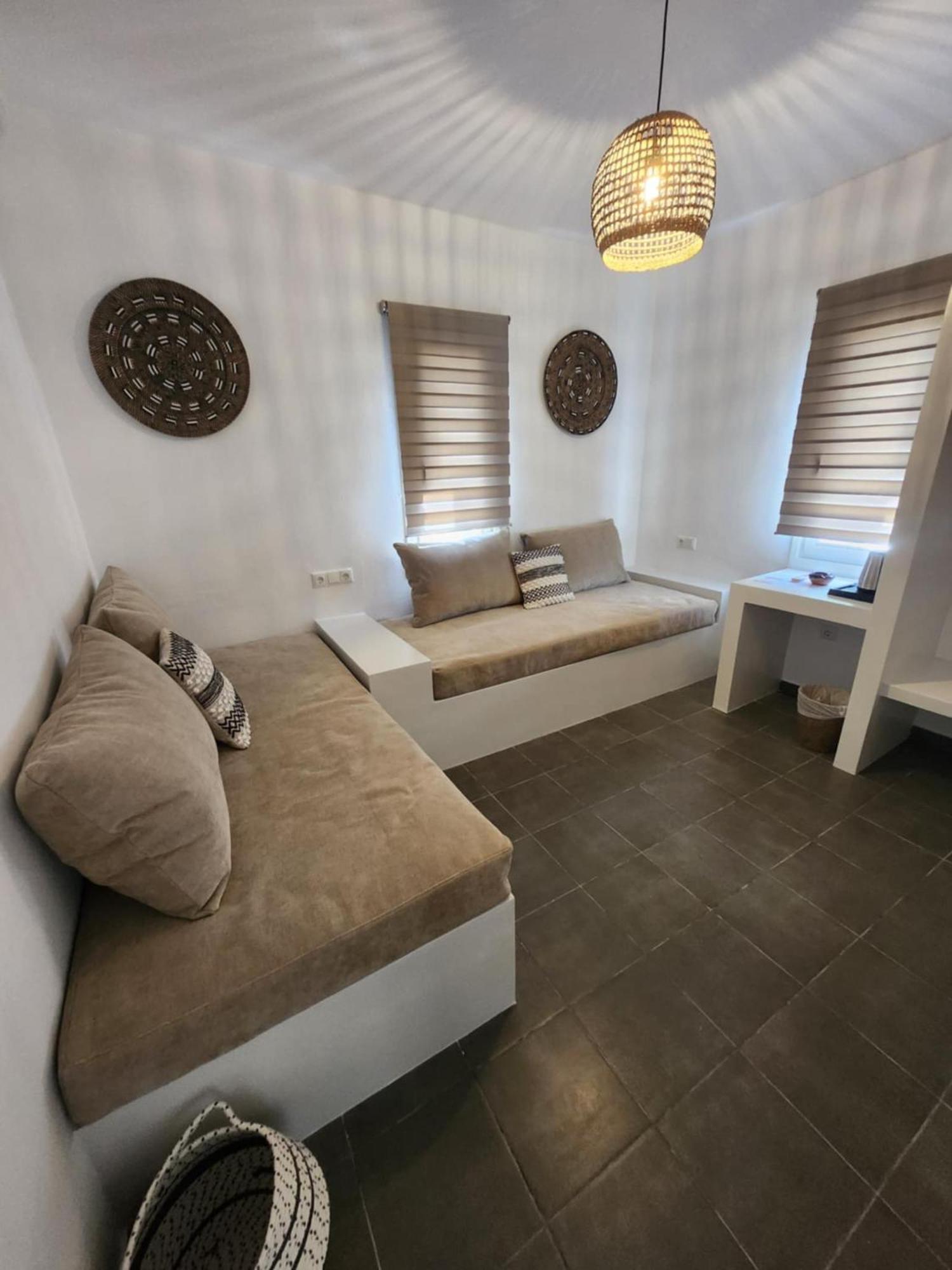 Villa Irini Platis Gialos  Buitenkant foto